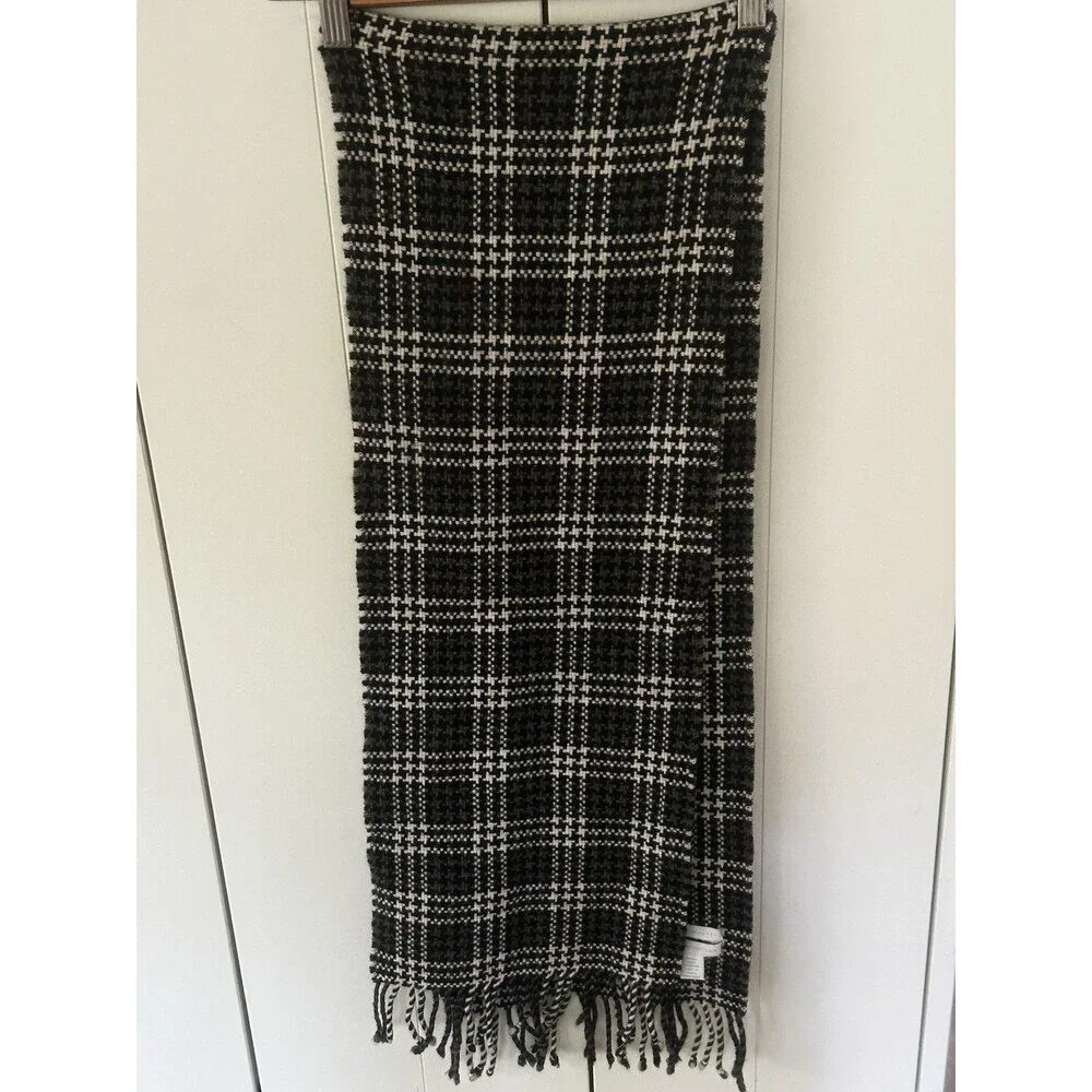 Charter Club 100% Cashmere Scarf Black Grey White Plaid Fringe Preppy Knit
